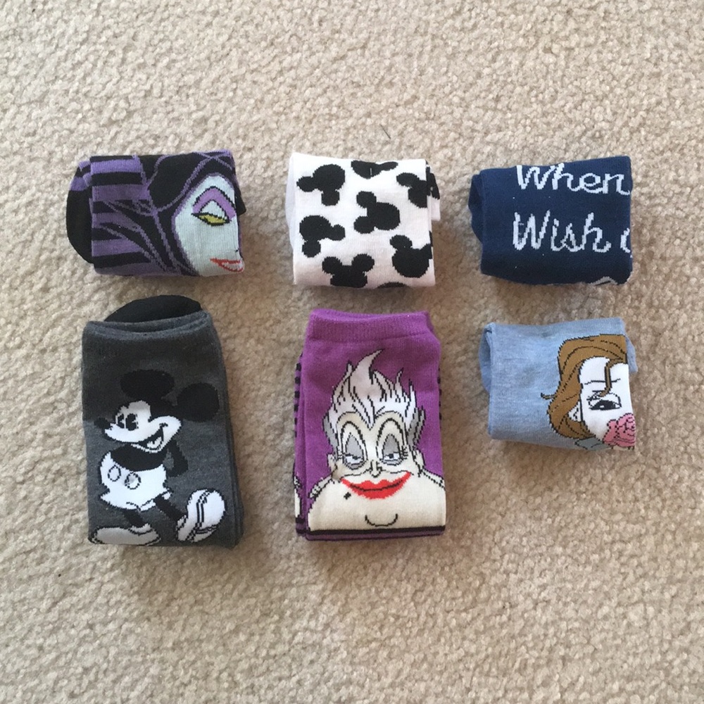 Lot of 6 *NEW* Disney advent calendar socks